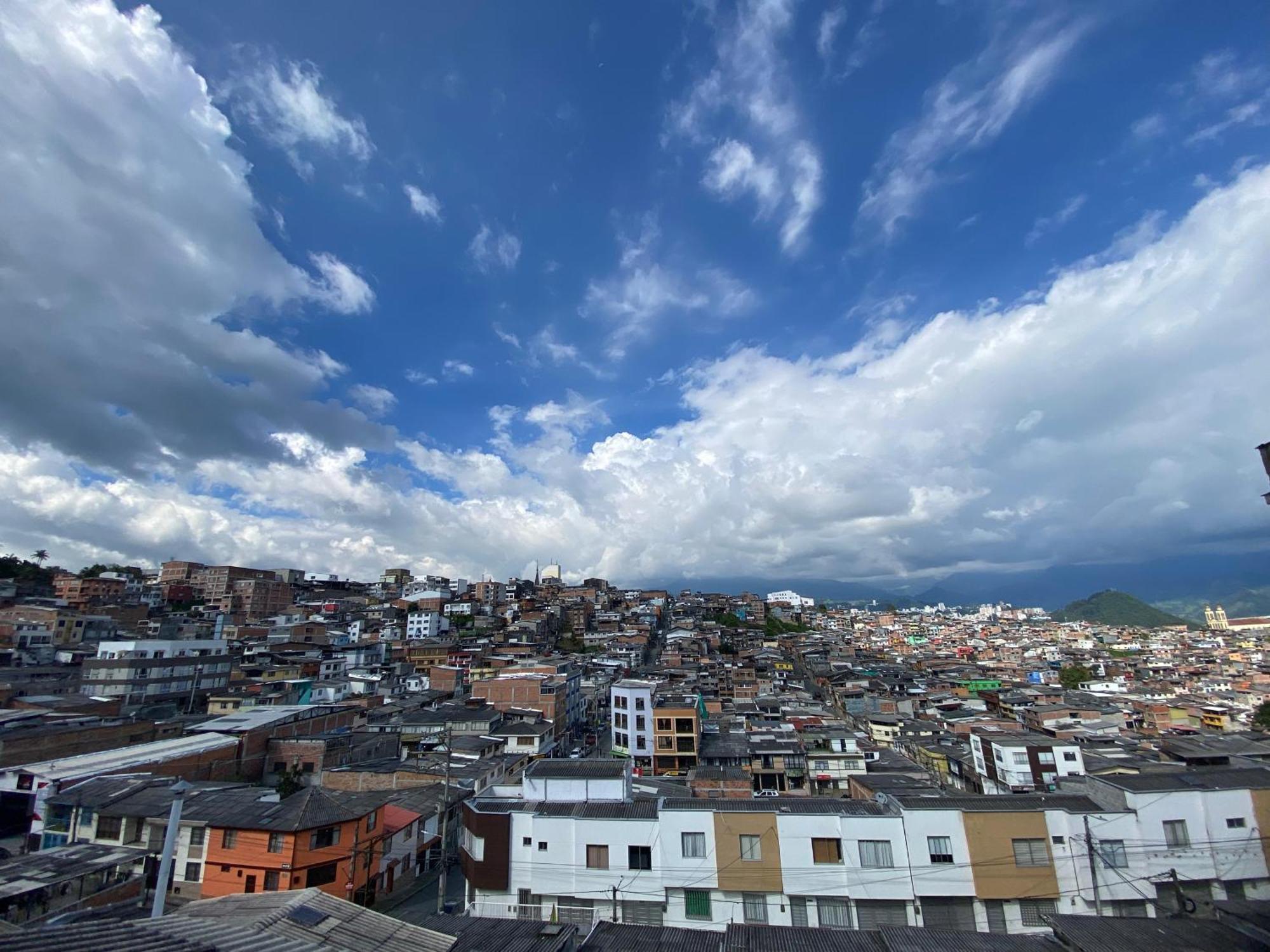 Вилла Casa Privada En Manizales Exclusiva Y Comoda Totalmente Equipada Contiguo A La Monumental Plaza De Toros, Cerca Al Mirador De Chipre Y Al Centro Historico De La Ciudad Экстерьер фото